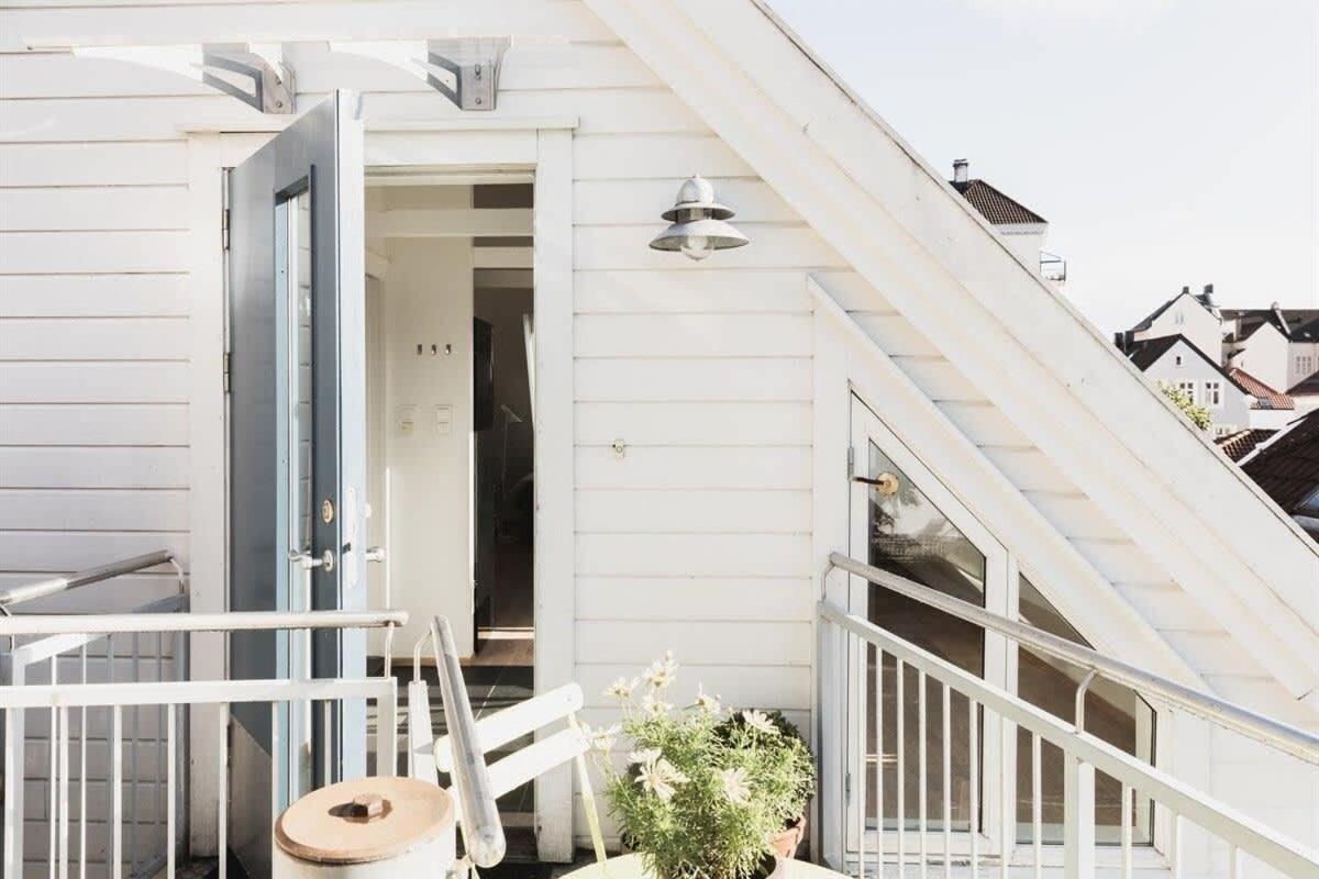 Dinbnb Apartments Bryggen ベルゲン エクステリア 写真