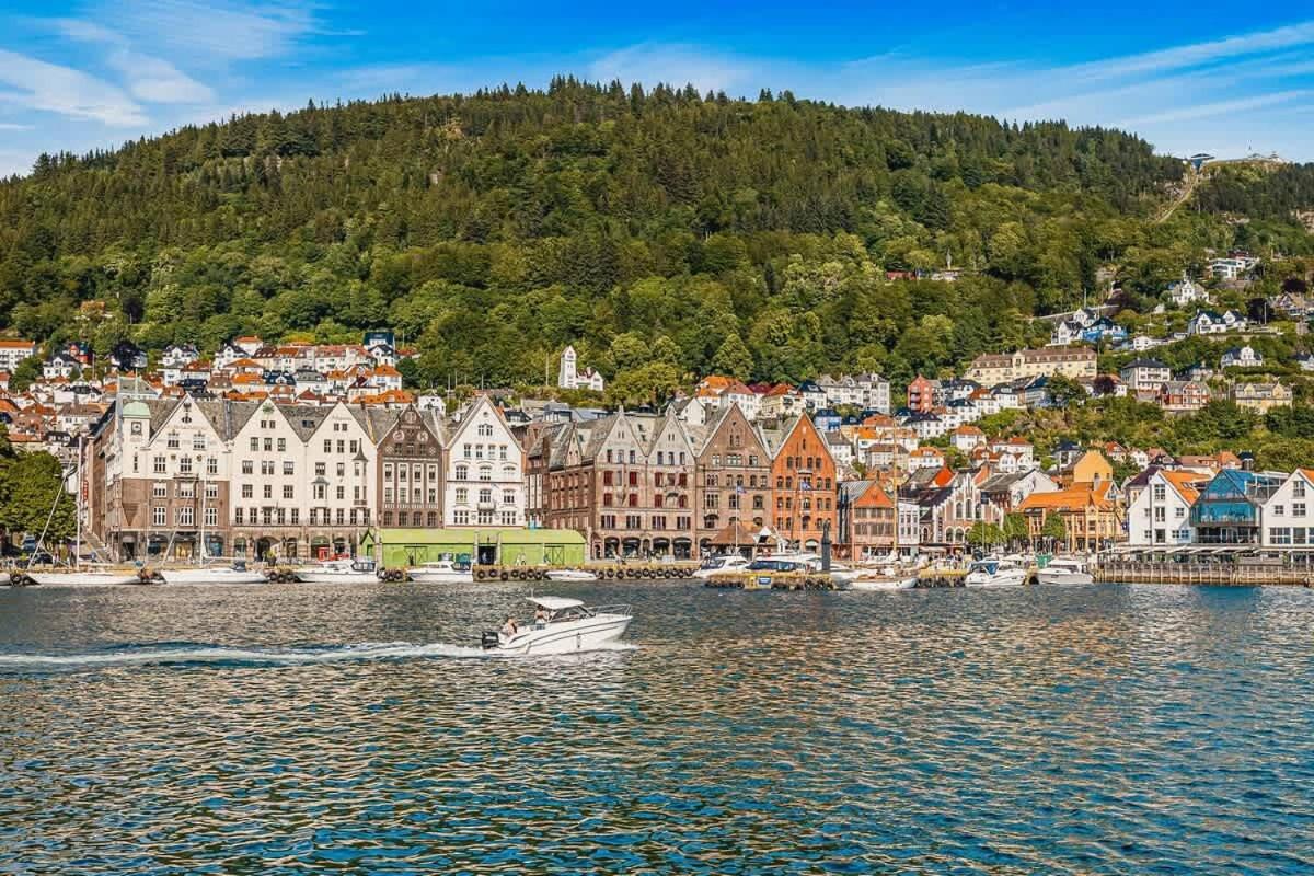 Dinbnb Apartments Bryggen ベルゲン エクステリア 写真
